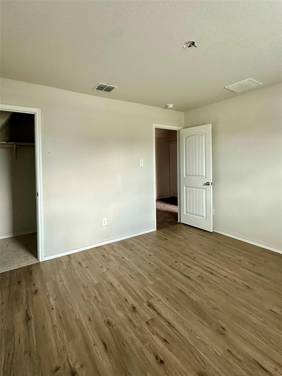941 Armadillo DR