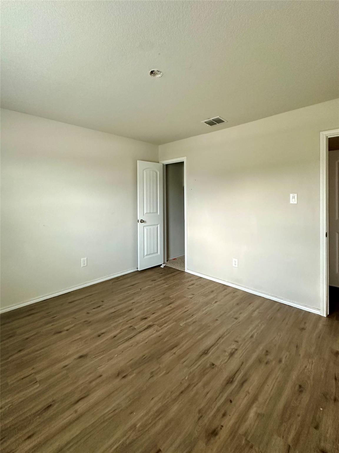 941 Armadillo DR