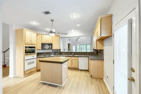 Tiny photo for 11029 Ballybunion PL, Austin, TX 78747 (MLS # 4889539)
