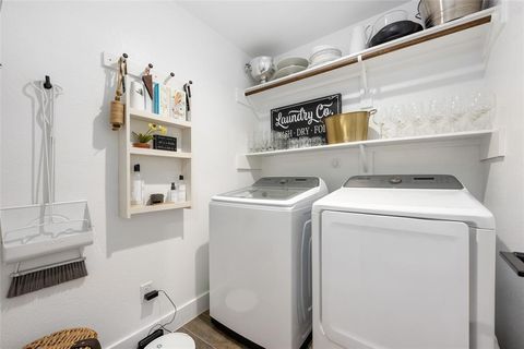 Tiny photo for 211 Honey Creek #6 CT, Austin, TX 78738 (MLS # 4260027)