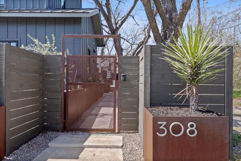 Tiny photo for 308 Onion ST, Austin, TX 78702 (MLS # 9206509)