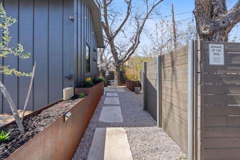 Tiny photo for 308 Onion ST, Austin, TX 78702 (MLS # 9206509)