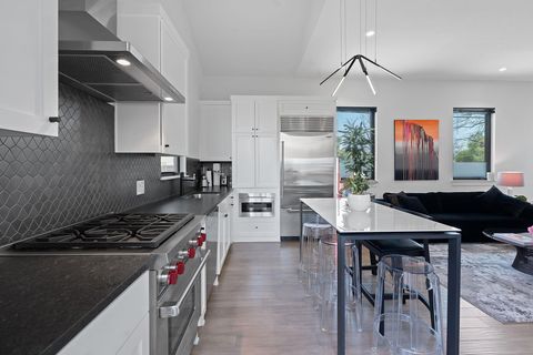 Tiny photo for 308 Onion ST, Austin, TX 78702 (MLS # 9206509)