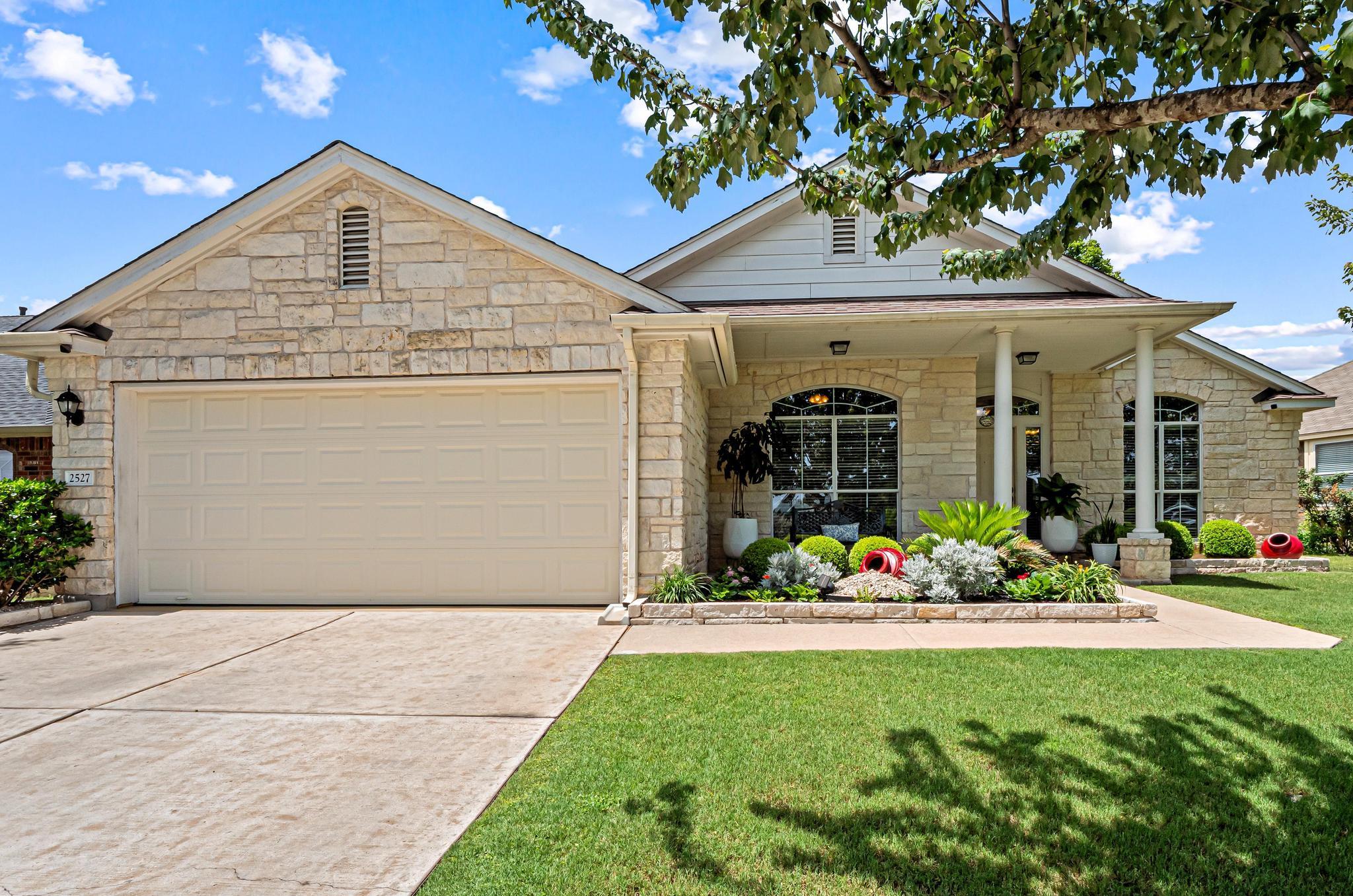 2527 Pearson WAY