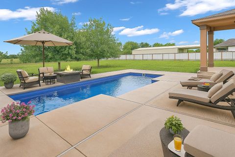 123 Brittany LN Bastrop TX 78602