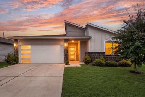 Photo of 14109 Cantarra DR, Pflugerville, TX 78660 (MLS # 2598100)