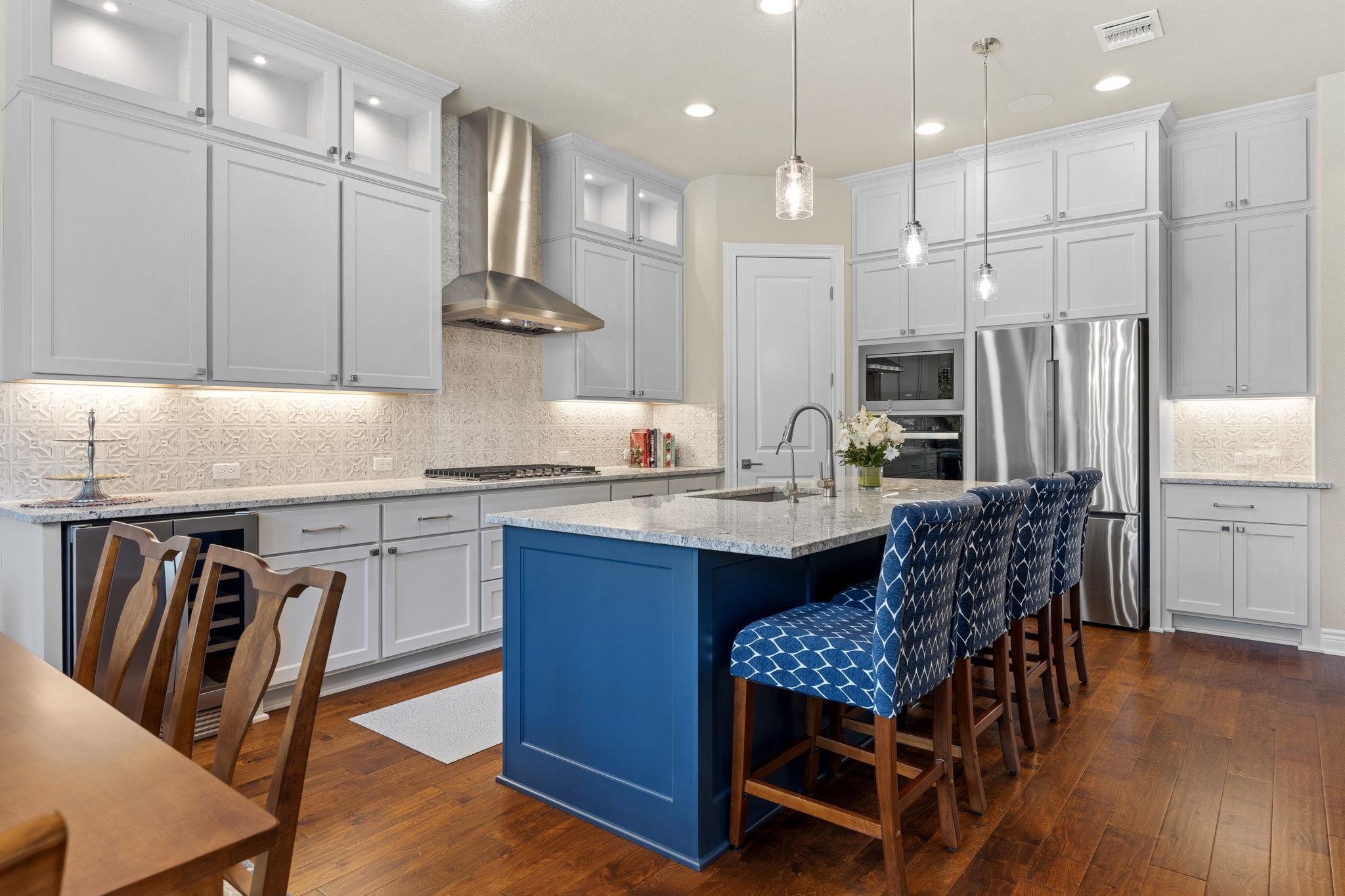 108 Oak Trail DR