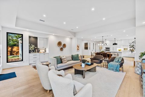 Photo of 4604 Richmond Ave, Austin, TX 78745 (MLS # 4947191)