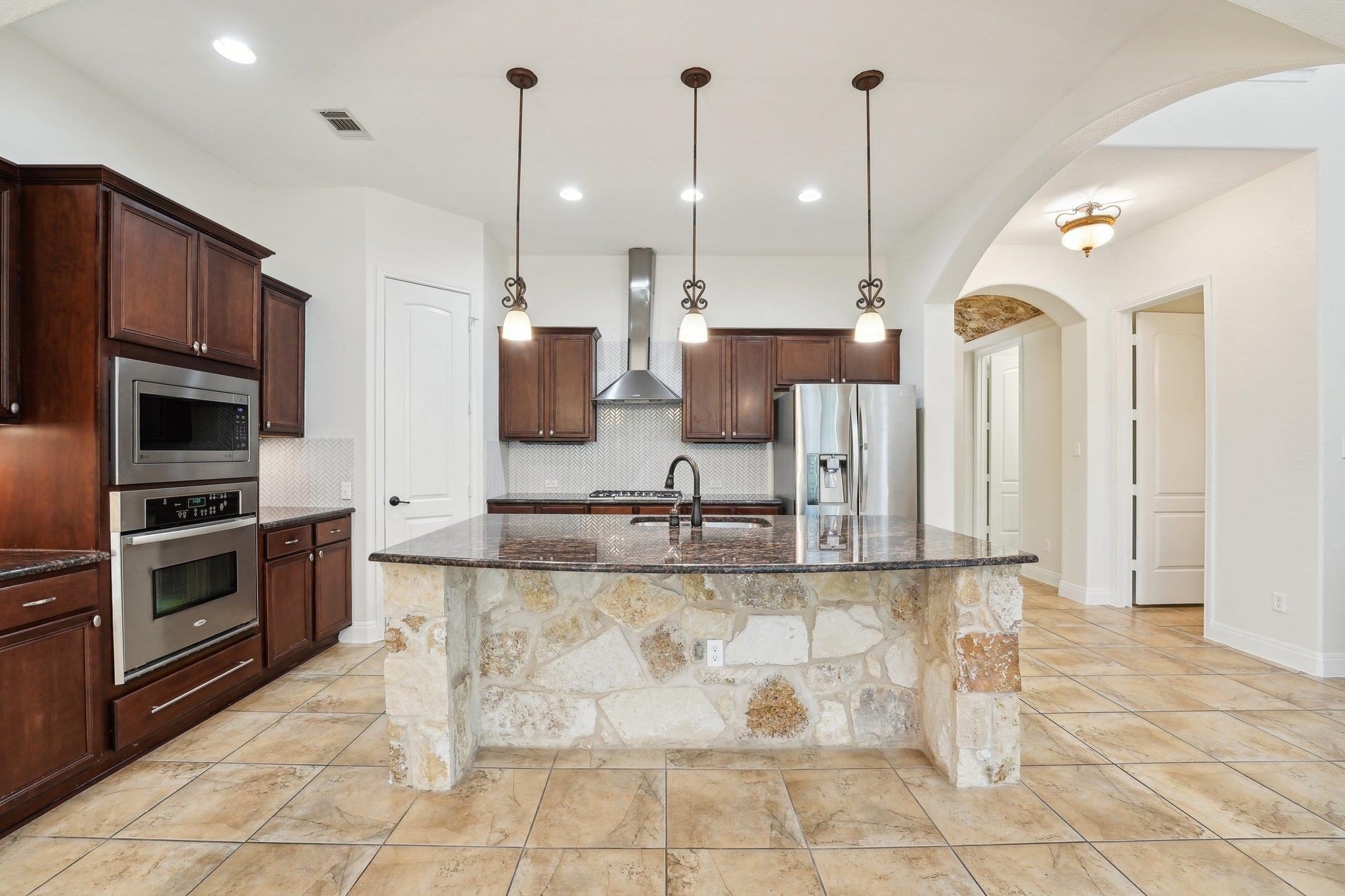 444 Atlanta Park DR