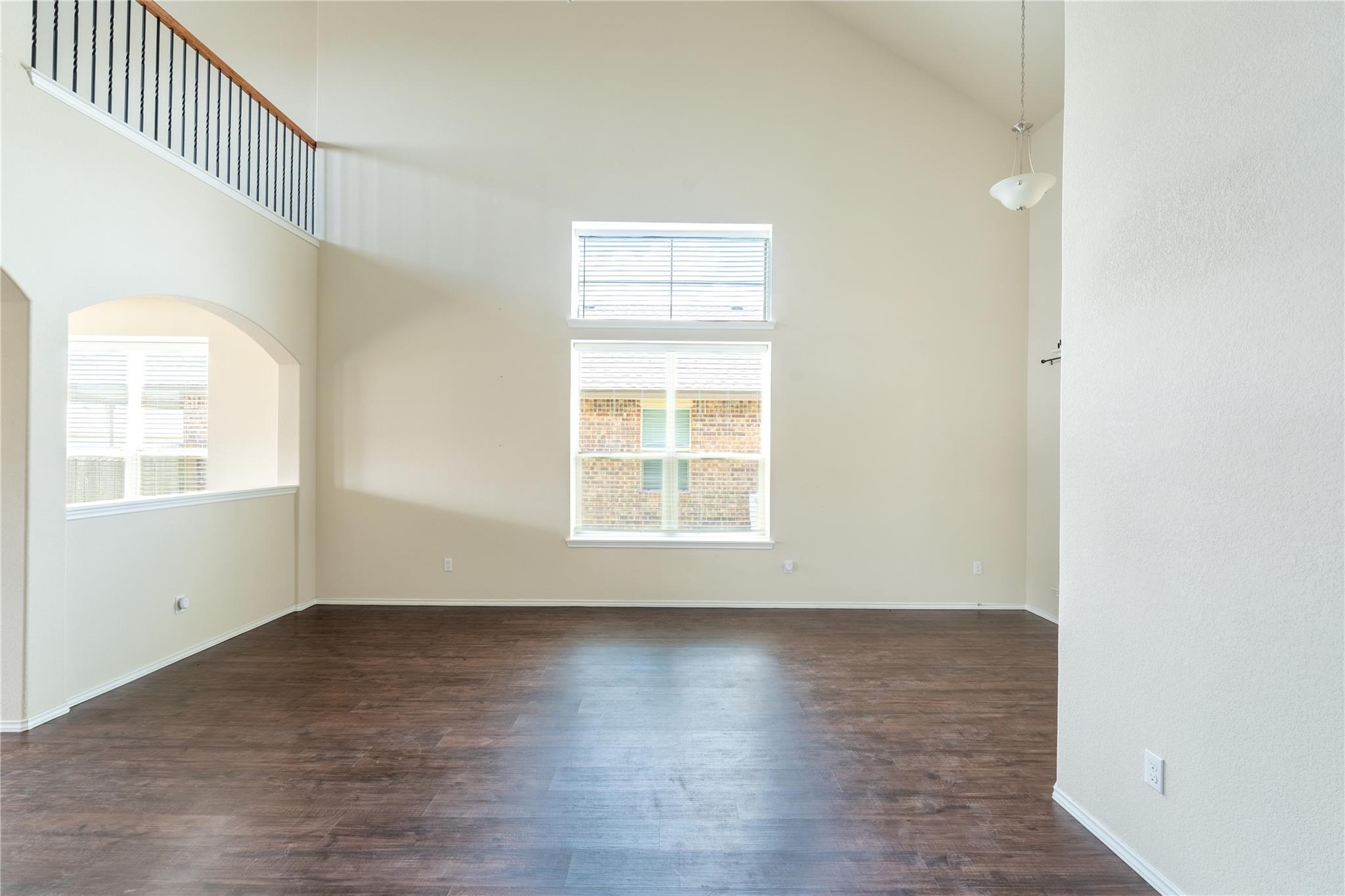 211 Highmore CT