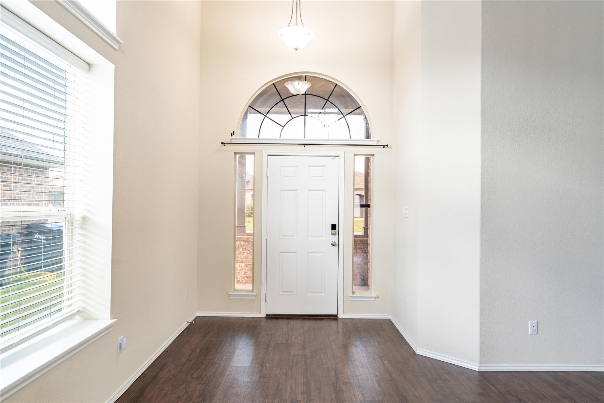 211 Highmore CT