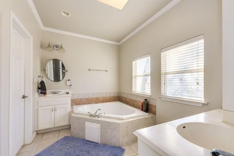 Tiny photo for 108 E 46th ST, Austin, TX 78751 (MLS # 6426673)