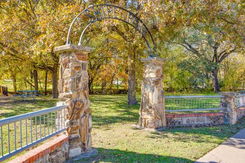 Tiny photo for 108 E 46th ST, Austin, TX 78751 (MLS # 6426673)