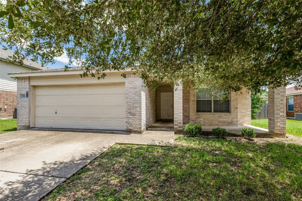 Photo of 1514 Paint Brush DR, Lockhart, TX 78644 (MLS # 8453333)