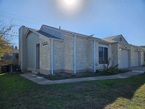 Photo of 1418 Hyridge CIR, Round Rock, TX 78664 (MLS # 7401856)