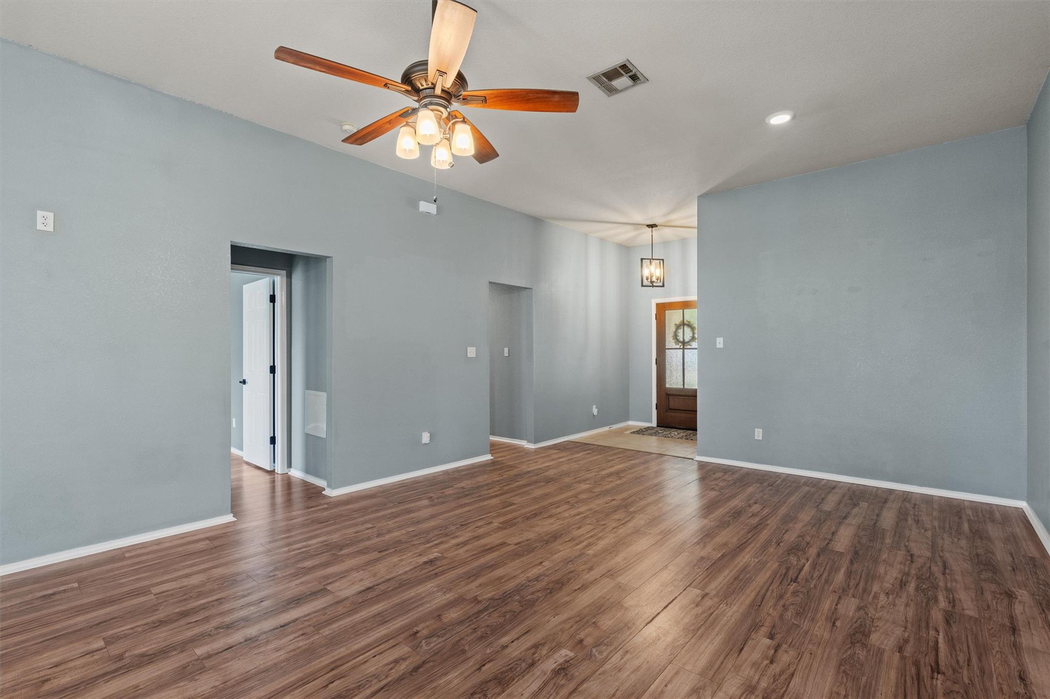1503 Sherry DR