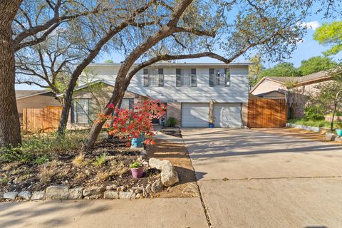 Photo of 2715 Harleyhill DR, Austin, TX 78745 (MLS # 7255856)