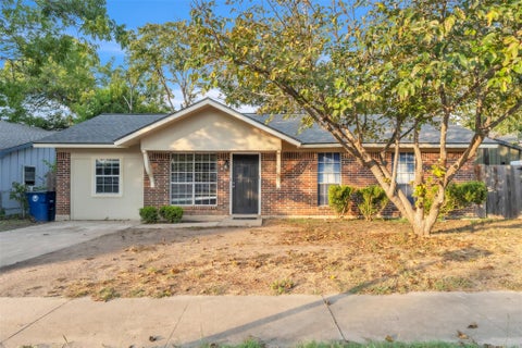 Photo of 1204 Turtle Creek BLVD, Austin, TX 78745 (MLS # 1694703)