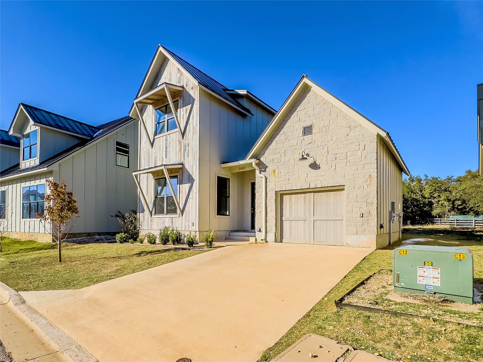 2400 Bruin DR 27