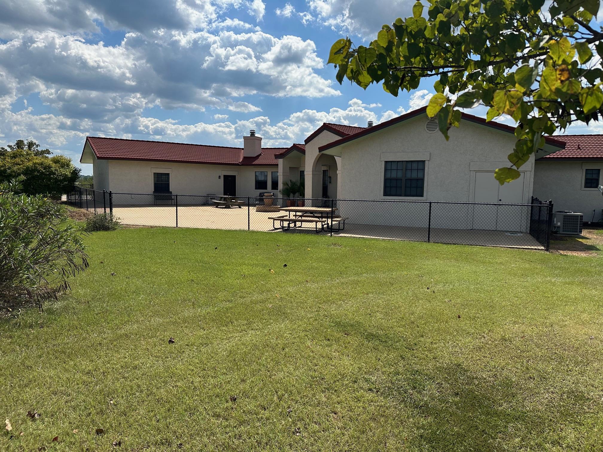 5349 N State Highway 19