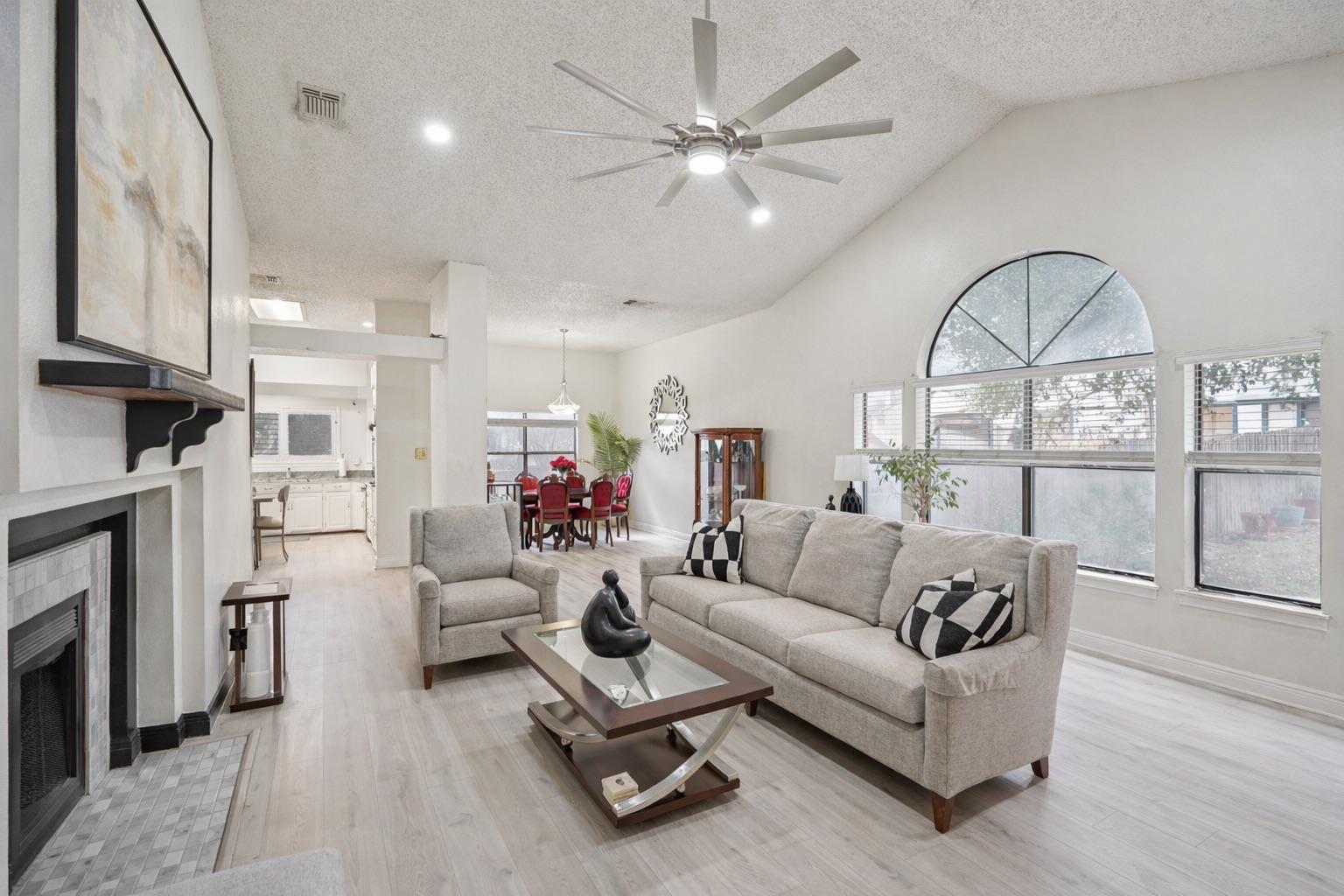 17011 Vista Village DR