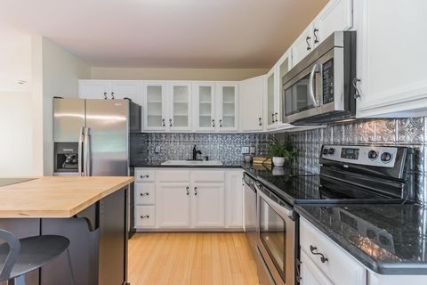 Tiny photo for 25201 & 25203 Lakeview DR, Spicewood, TX 78669 (MLS # 3914019)