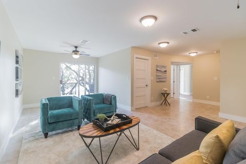 Tiny photo for 25201 & 25203 Lakeview DR, Spicewood, TX 78669 (MLS # 3914019)