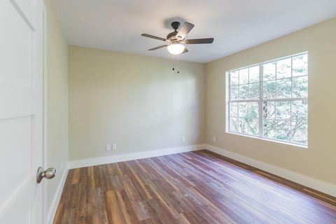 Tiny photo for 25201 & 25203 Lakeview DR, Spicewood, TX 78669 (MLS # 3914019)