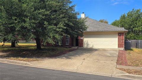 Photo of 7051 Thistle Hill WAY, Austin, TX 78754 (MLS # 1580065)
