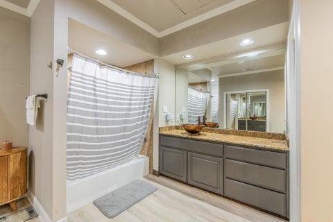 Tiny photo for 1703 Clubhouse Hill DR, Spicewood, TX 78669 (MLS # 4987293)