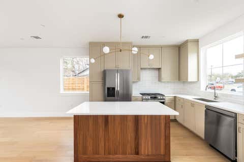 Tiny photo for 408 Linden St #B, Austin, TX 78702 (MLS # 5365197)