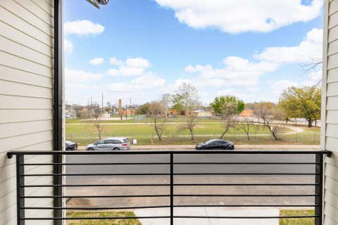 Tiny photo for 408 Linden St #B, Austin, TX 78702 (MLS # 5365197)
