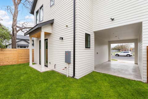Tiny photo for 408 Linden St #B, Austin, TX 78702 (MLS # 5365197)