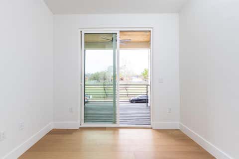 Tiny photo for 408 Linden St #B, Austin, TX 78702 (MLS # 5365197)