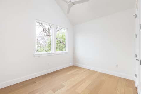 Tiny photo for 408 Linden St #B, Austin, TX 78702 (MLS # 5365197)