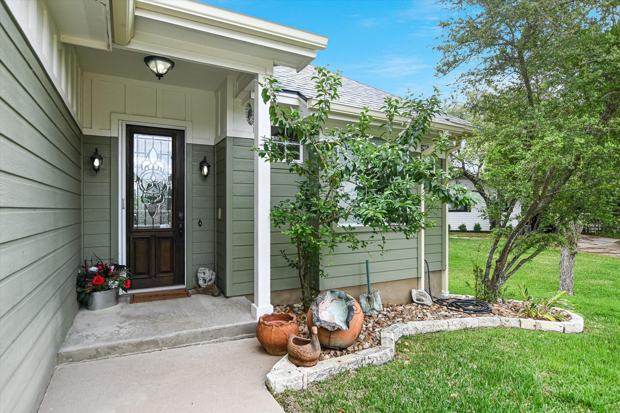 503 Shorewood CIR