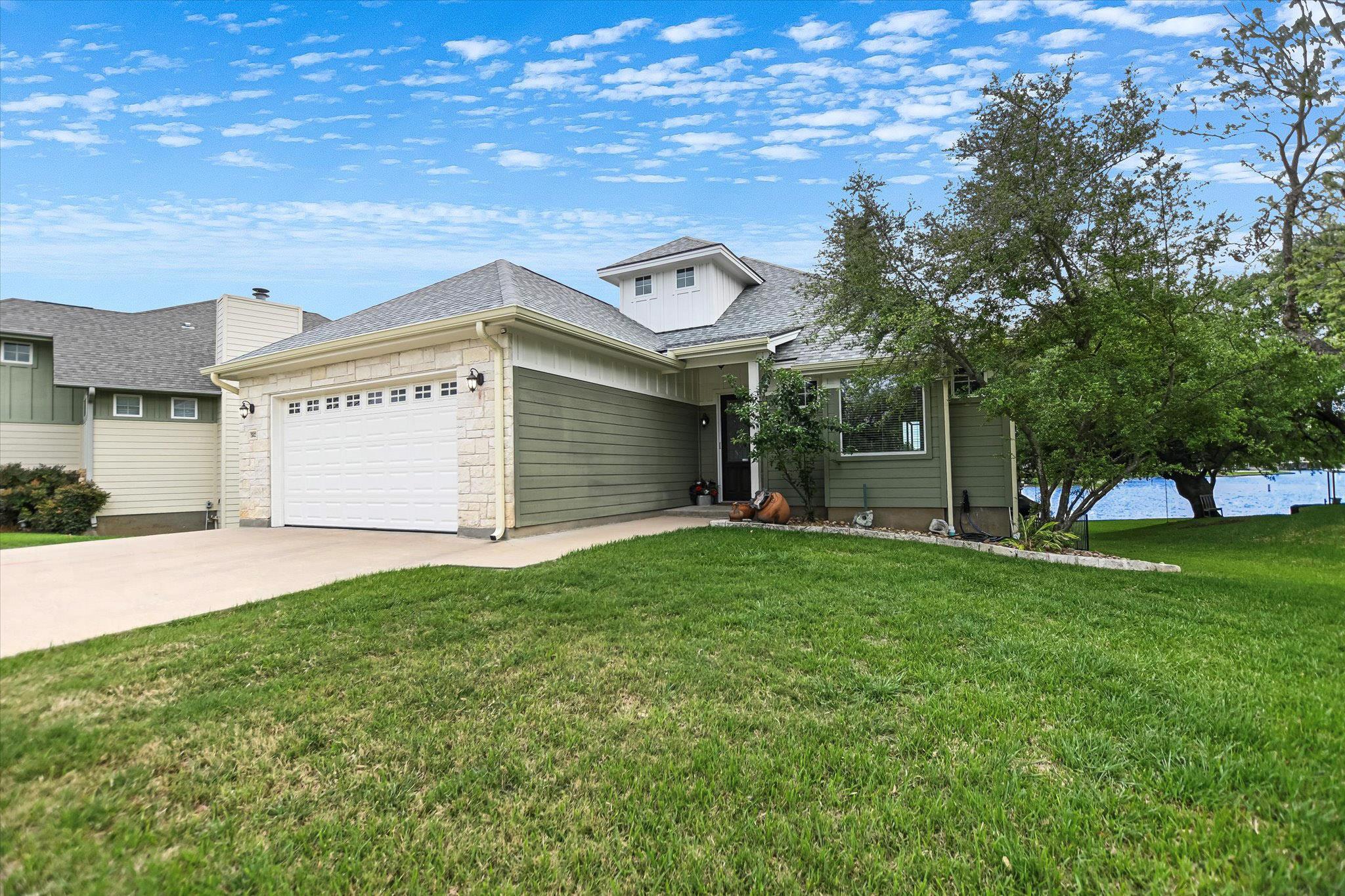 503 Shorewood CIR