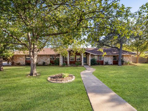 806 Country Club RD Georgetown TX 78628