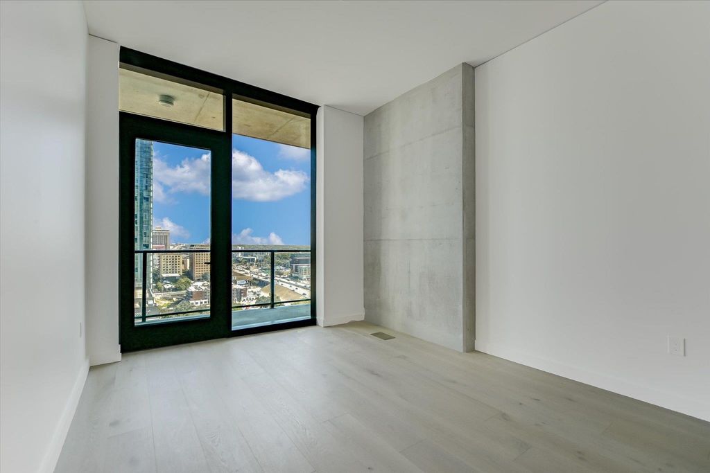 Photo of 610 Davis ST #1810, Austin, TX 78701 (MLS # 4379220)