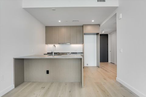 Tiny photo for 610 Davis ST #1810, Austin, TX 78701 (MLS # 4379220)
