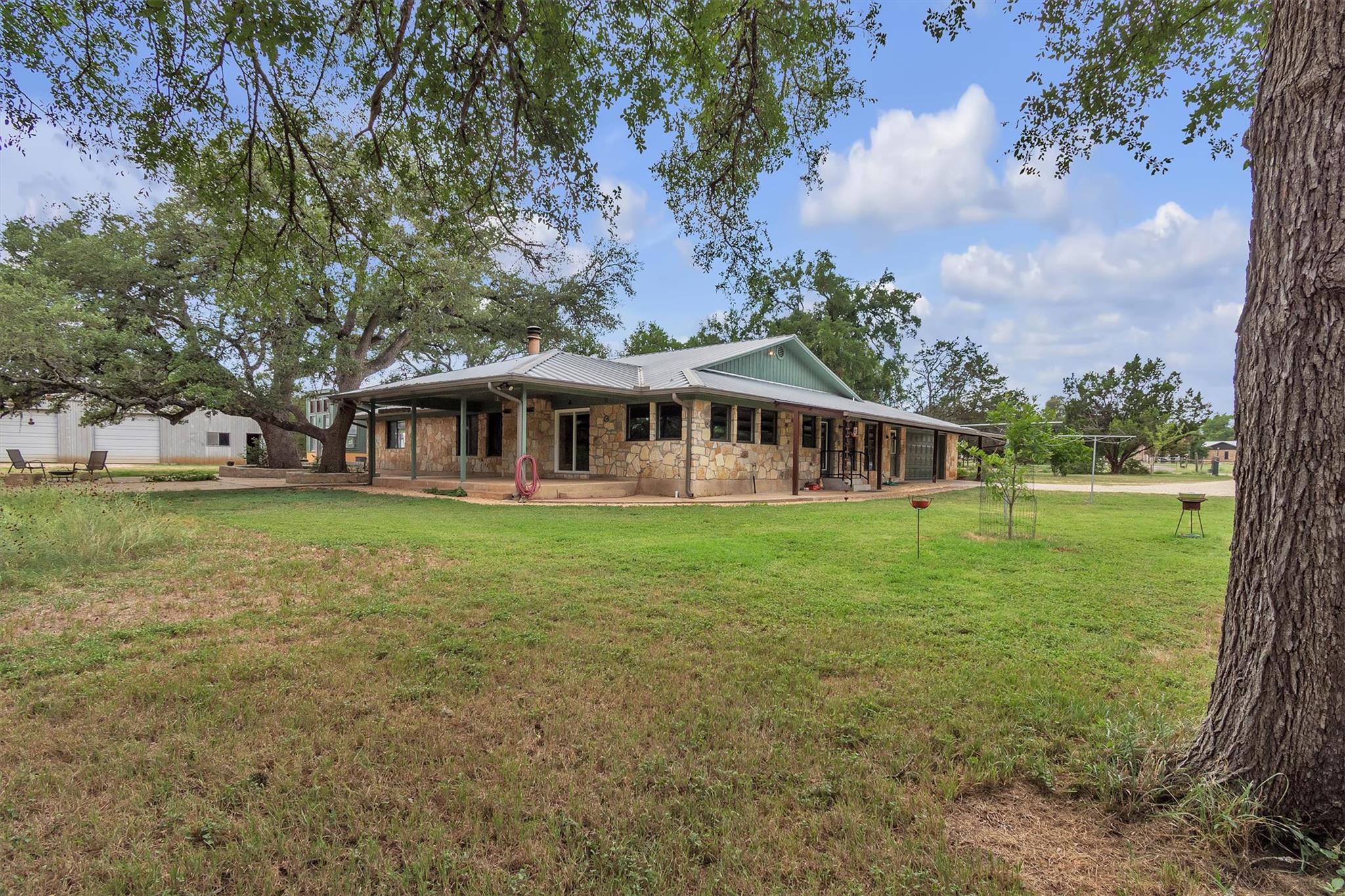 700 Billie Brooks LN