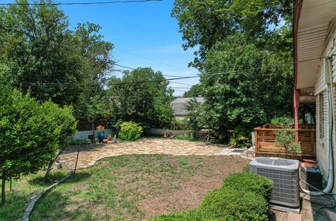 Tiny photo for 1009 Alegria RD, Austin, TX 78757 (MLS # 7284762)