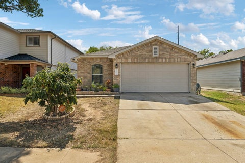 Photo of 7209 Cayenne LN, Austin, TX 78741 (MLS # 8189218)