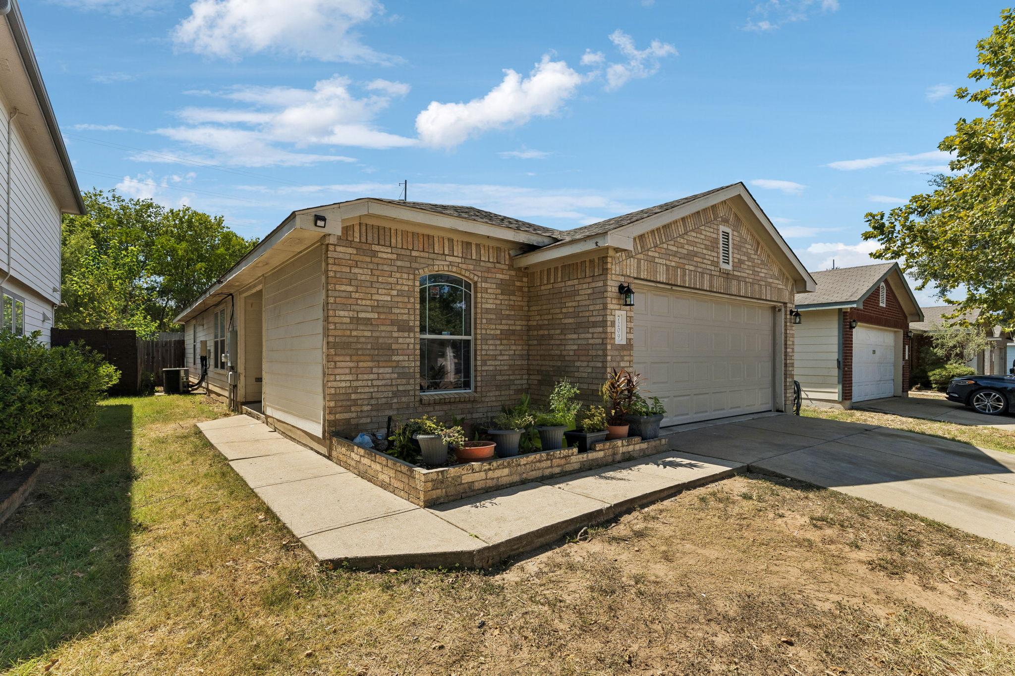 7209 Cayenne LN