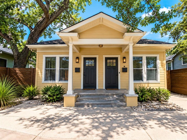 Photo 1 of 8 — 2902 West Ave, Austin, TX 78705