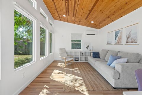 Tiny photo for 11015 Jordan LN, Austin, TX 78758 (MLS # 6237108)