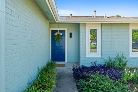 Tiny photo for 11015 Jordan LN, Austin, TX 78758 (MLS # 6237108)