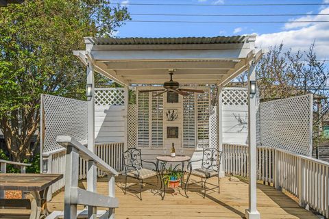 Tiny photo for 11524 Emerald Falls DR, Austin, TX 78738 (MLS # 7705869)