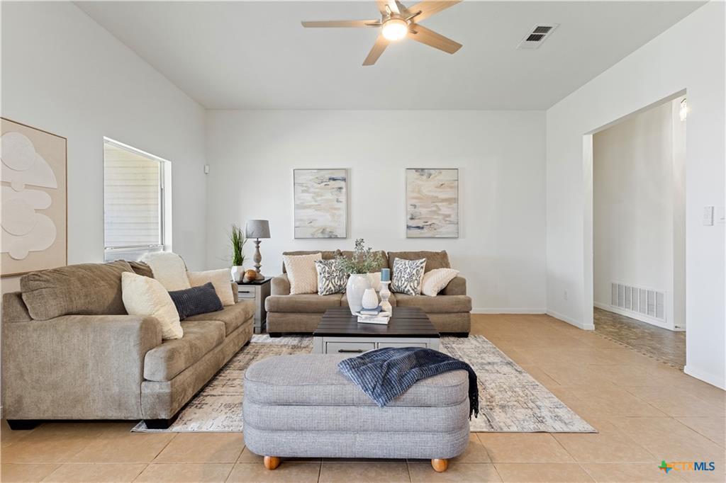 2711 Tarrant County DR