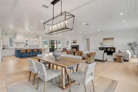 Tiny photo for 16908 Whispering Breeze Dr, Austin, TX 78738 (MLS # 4010300)